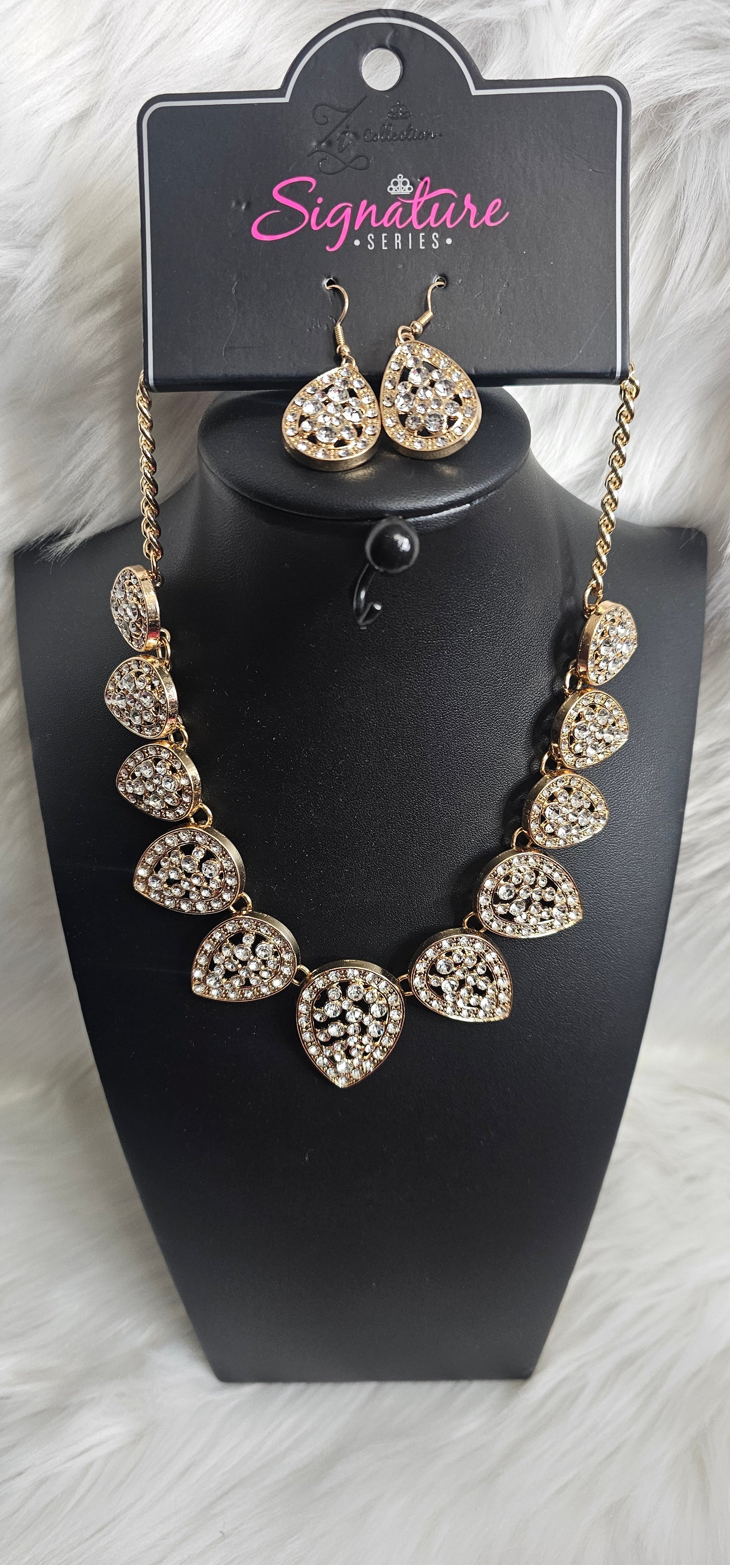 Paparazzi Accessories - The Cody - 2023 Zi Collection