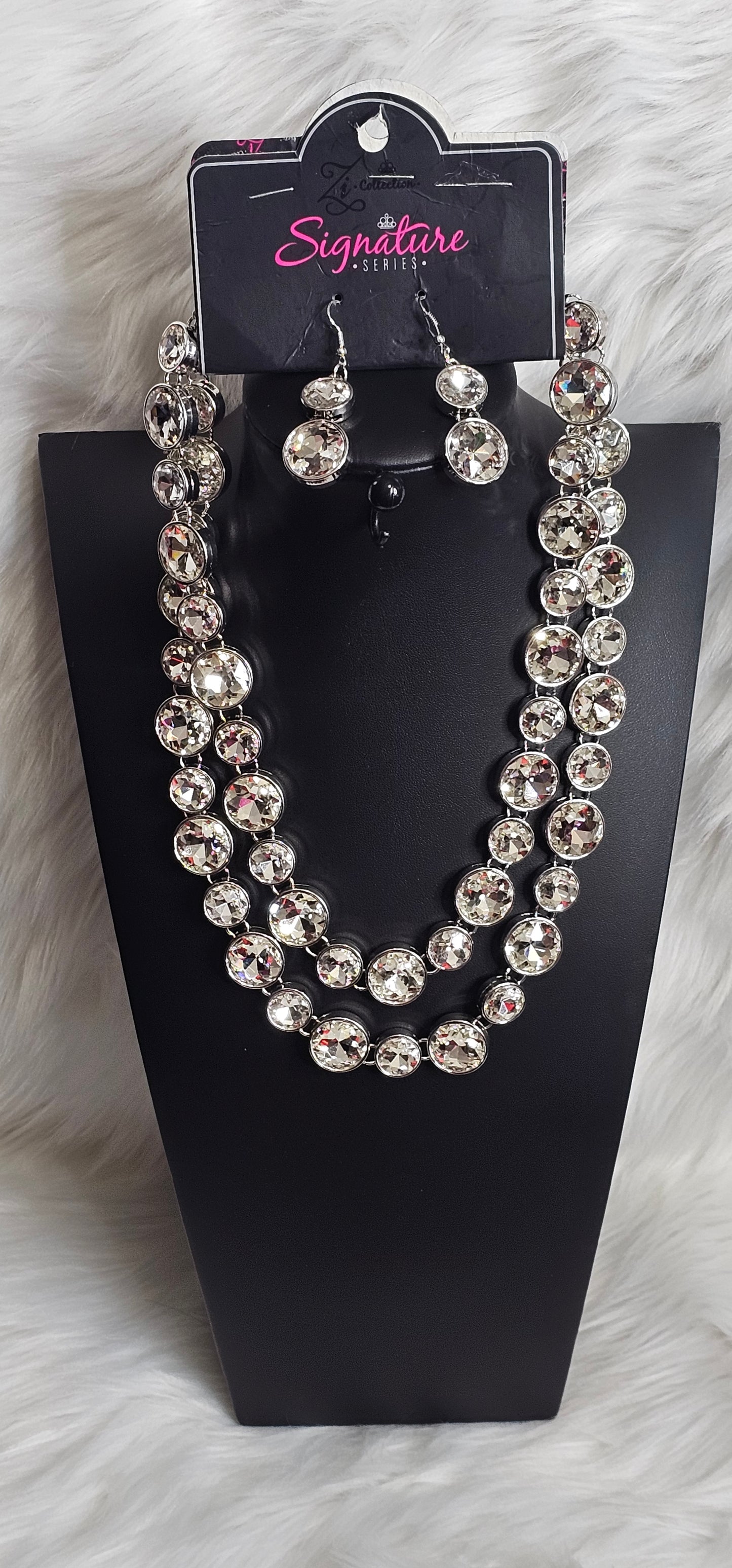 Paparazzi Accessories The Natasha - 2019 Zi Collection
