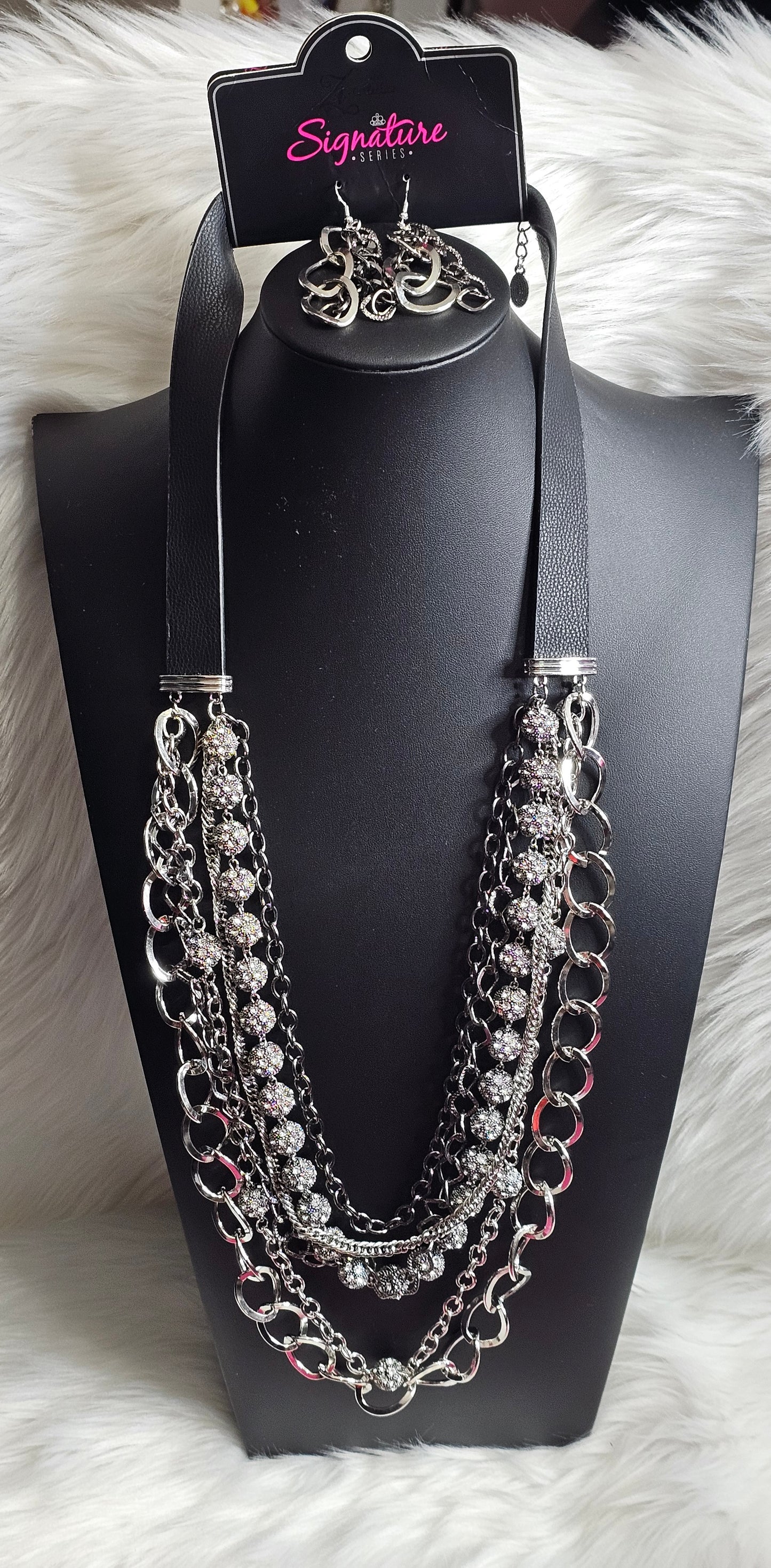 Paparazzi Accessories - The Arlingto 2020 Zi Collection
