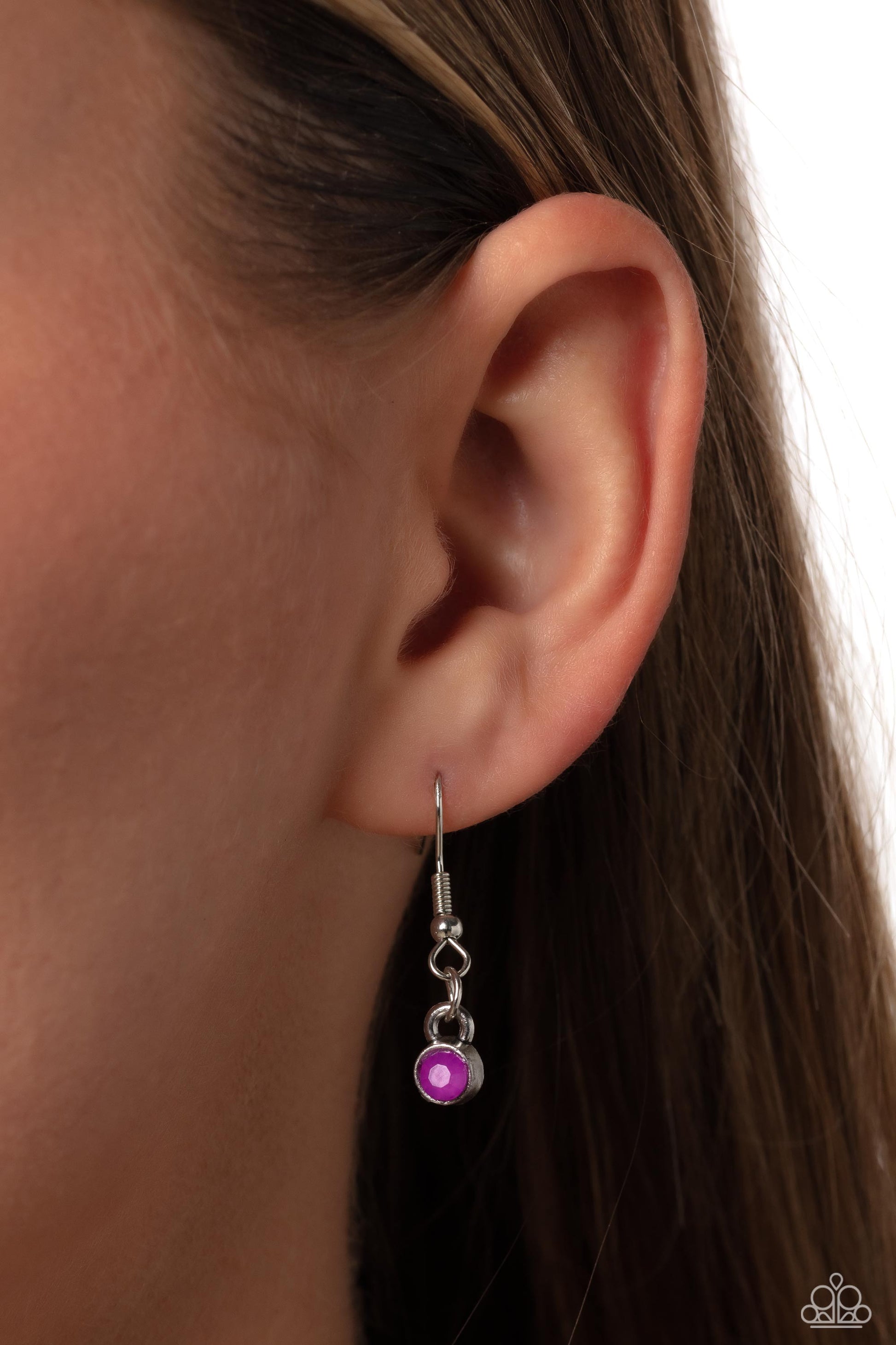 Paparazzi Accessories - Maldives Mural - Purple Necklaces an collection of chiseled, clear and milky geometric shapes in purple hues feature an oil spill overlay as they cascade from a silver curb chain, resulting in a bubbly and boisterous fringe below the collar. A layer of faceted milky purple beads are infused along the silver chain for an additional pop of color. Features an adjustable clasp closure.  Sold as one individual necklace. Includes one pair of matching earrings.