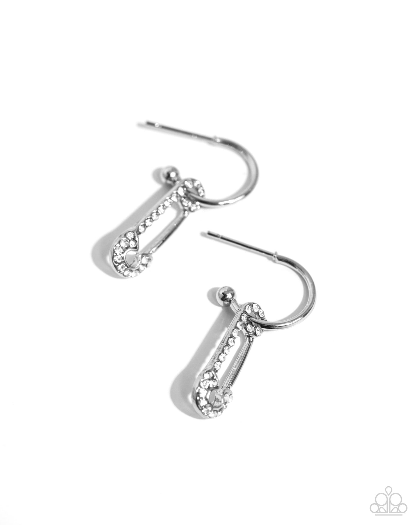 strand of white pearls collides with a layer of chain to create an abstract blend of grit and glitz. The links of the curb chain offset the pearly sheen of the beads that lay on the opposite side, perfectly balancing the contrasting design. A white rhinestone-embellished oversized safety pin charm connects the two strands for a surprising hint of edge. Features an adjustable claspSold as one individual necklace. Includes one pair of matching earrings. Earring: "Safety Pin Sentiment - White"