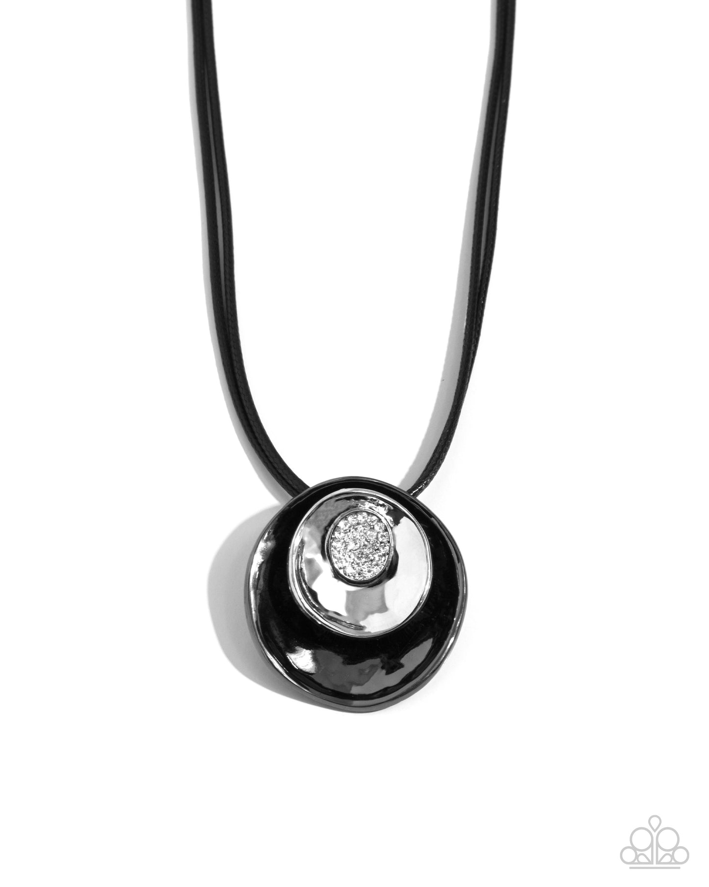 Paparazzi Accessories - Duchess Disc - Black Necklaces