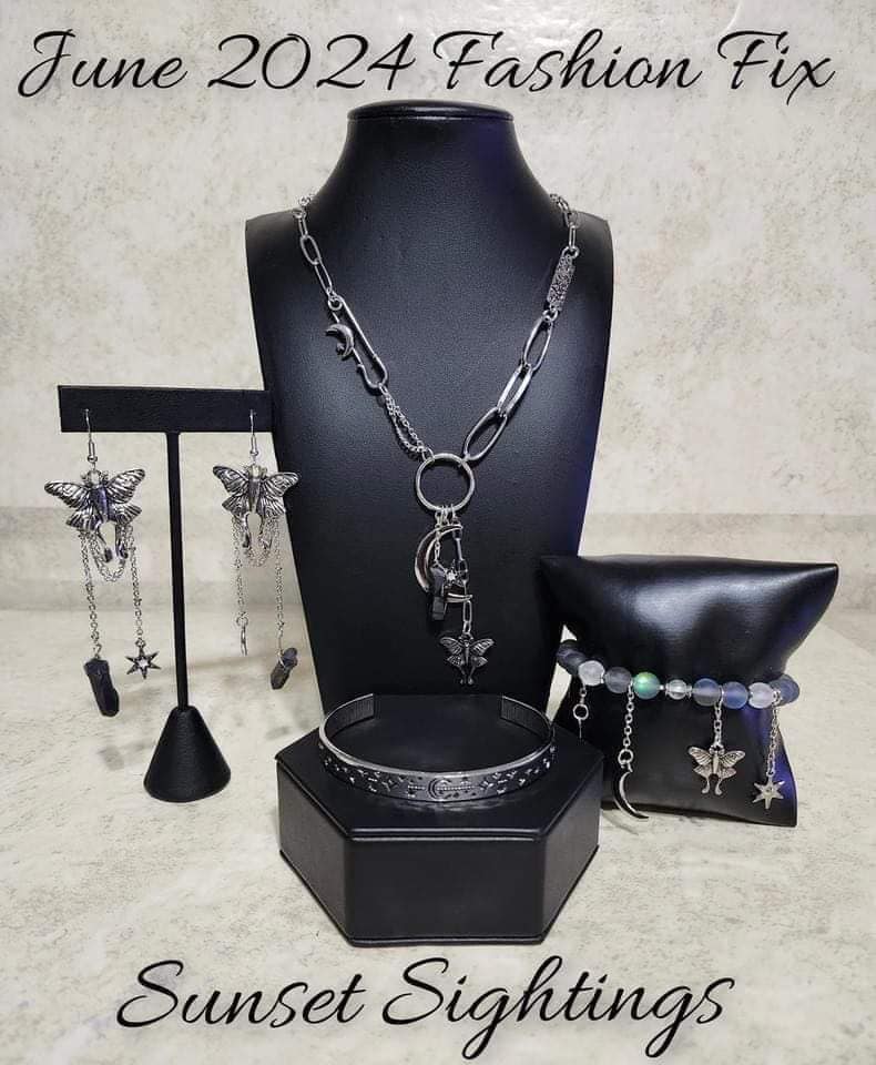Paparazzi Accessories - Sunset Sightings - June 2024 Fashion Fix Collection