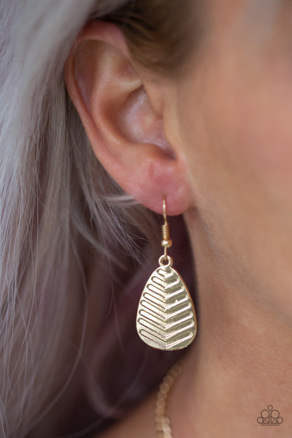 Paparazzi Accessories Large as Life - Gold Necklaces - Lady T Accessories