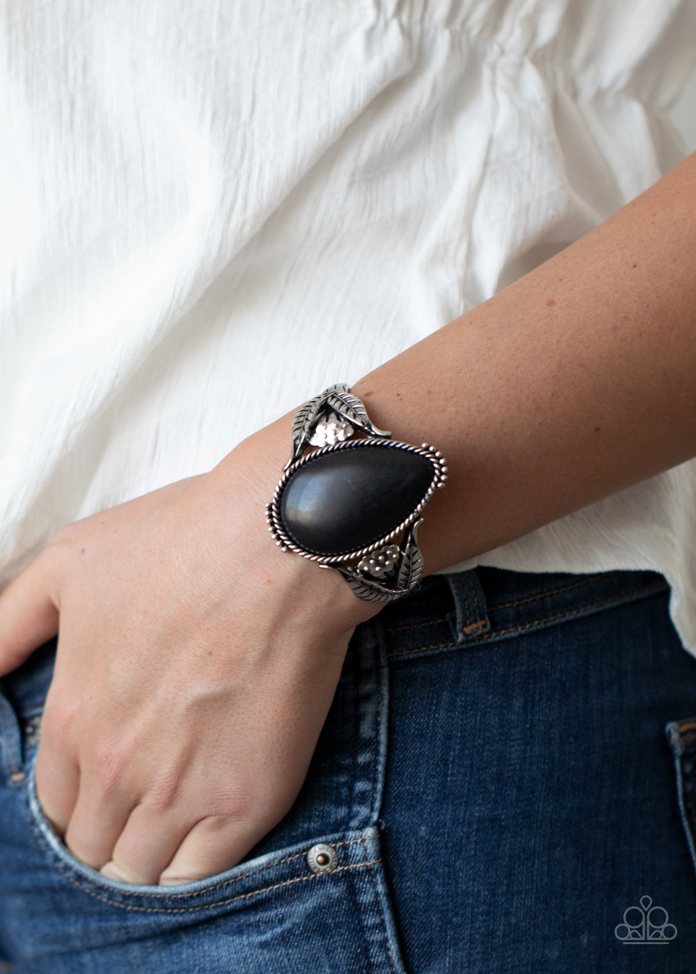 Paparazzi Accessories Blooming Oasis - Black Bracelets - Lady T Accessories
