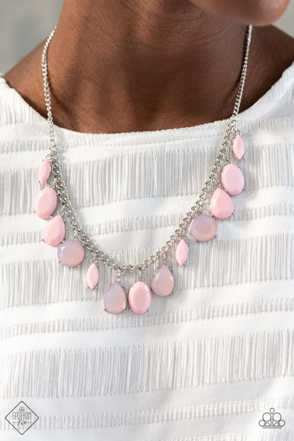 Glimpses of Malibu Complete Trend Blend - February 2022 Fashion Fix Set featuring playful styles accented with fun pops of color, the Glimpses of Malibu Collection is an endearing assortment of cheerful and whimsical laid-back fashion. From the bubbly outgoing socialite who isn’t afraid to make a fashion statement to the introspective wallflower who is charmed by soft feminine prints and flawless finishing touches, there’s something for everyone in the Glimpses of Malibu Collection.
