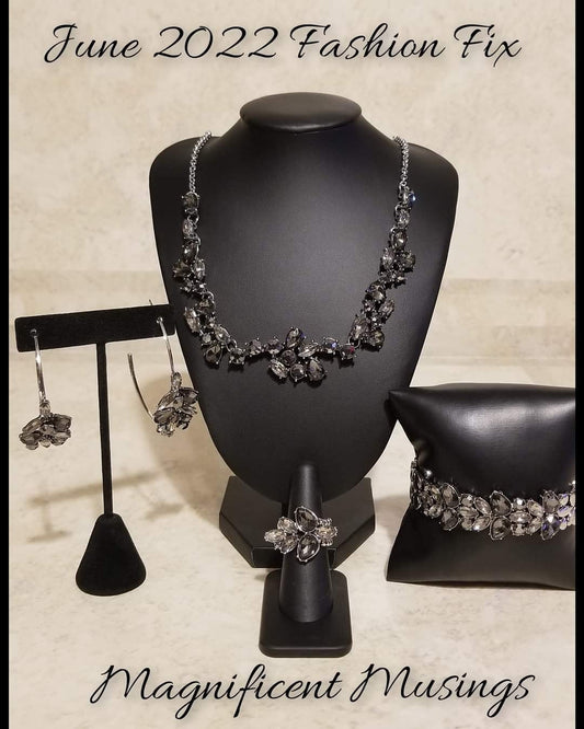 Paparazzi Accessories -Magnificent Musings - Complete Trend Blend - June 2022 Fashion Fix Collection