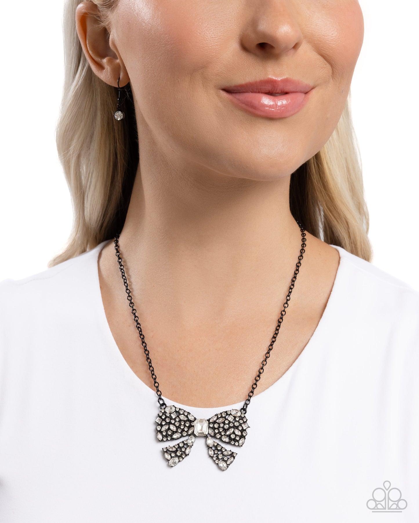 Paparazzi Accessories - Bewitching Bow - Black Necklaces