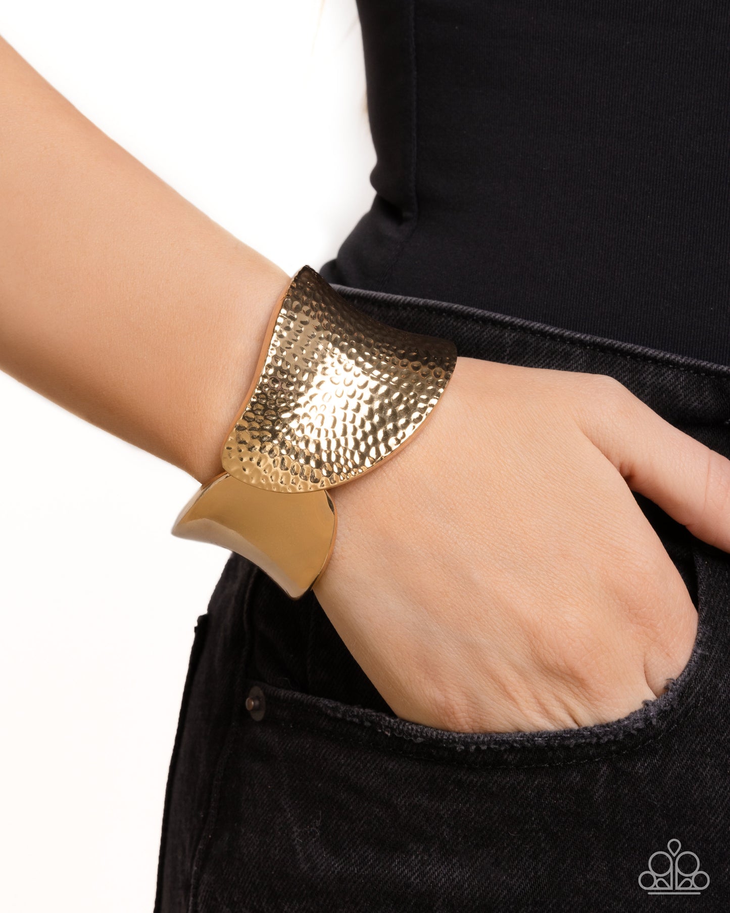 Paparazzi Accessories - Burnished Balance - Gold Bracelets