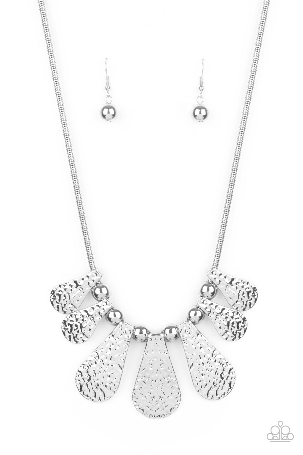 Paparazzi Accessories Gallery Goddess - Silver Necklaces - Lady T Accessories
