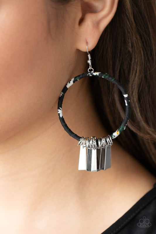 Paparazzi Accessories Garden Chimes - Black Earrings - Lady T Accessories