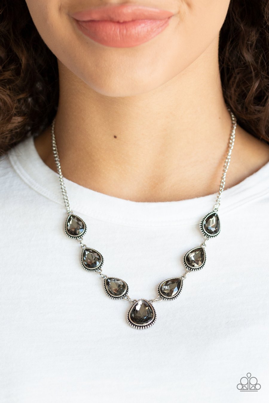 Paparazzi Accessories Socialite Social - Silver Necklaces - Lady T Accessories